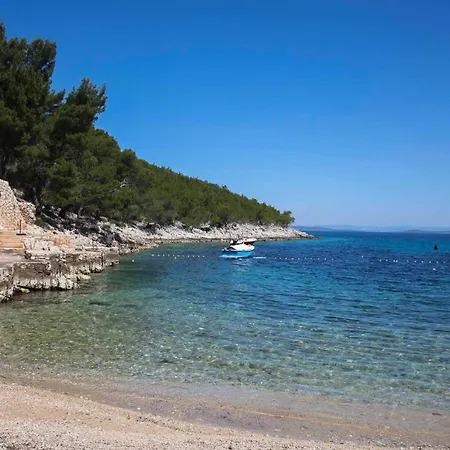 Pet Friendly In Hvar With Wifi Apartamento